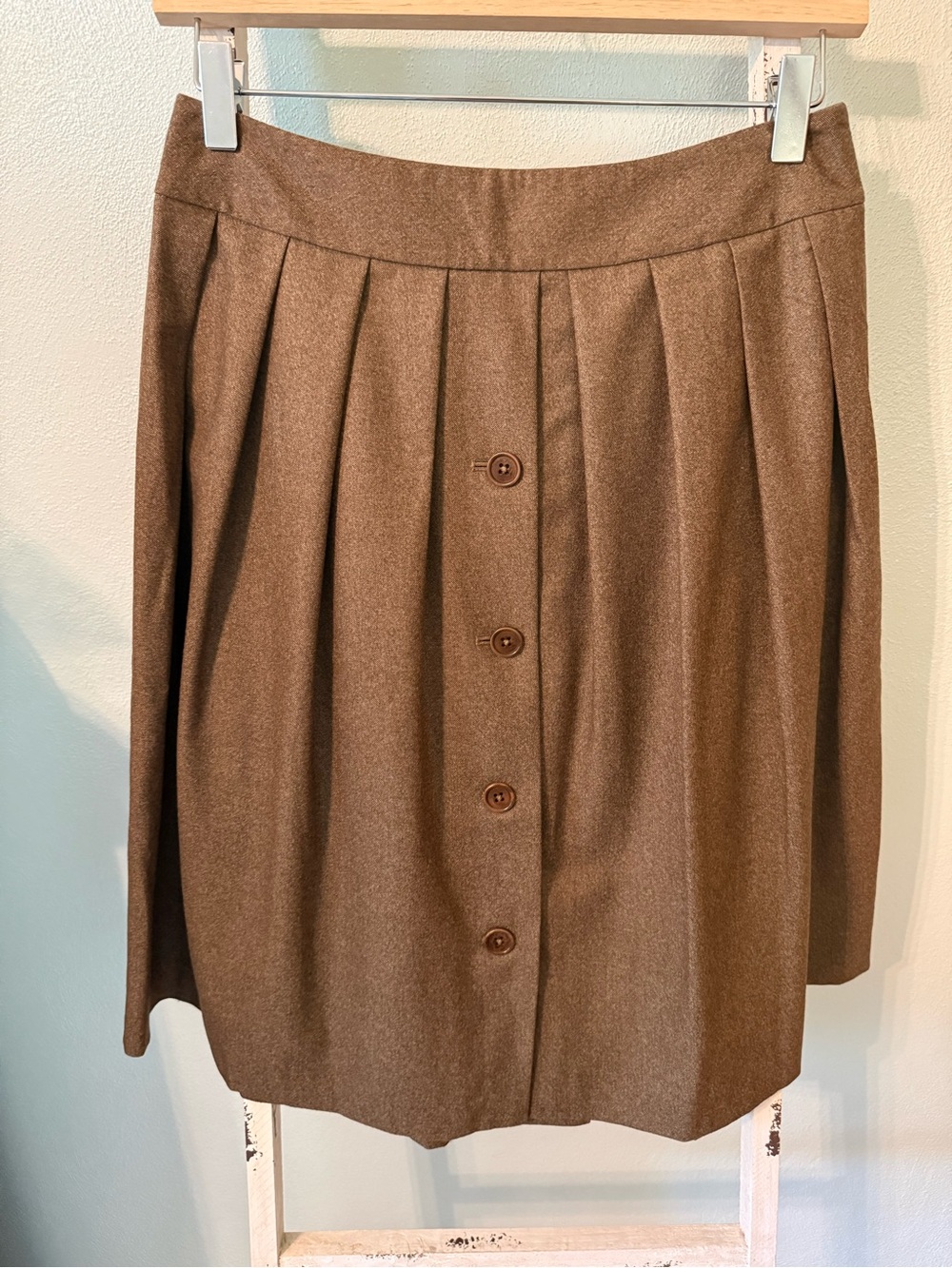 Brooks Brothers Wool Vitale Barberis Canonico Brown Button Pleated Skirt Size 4